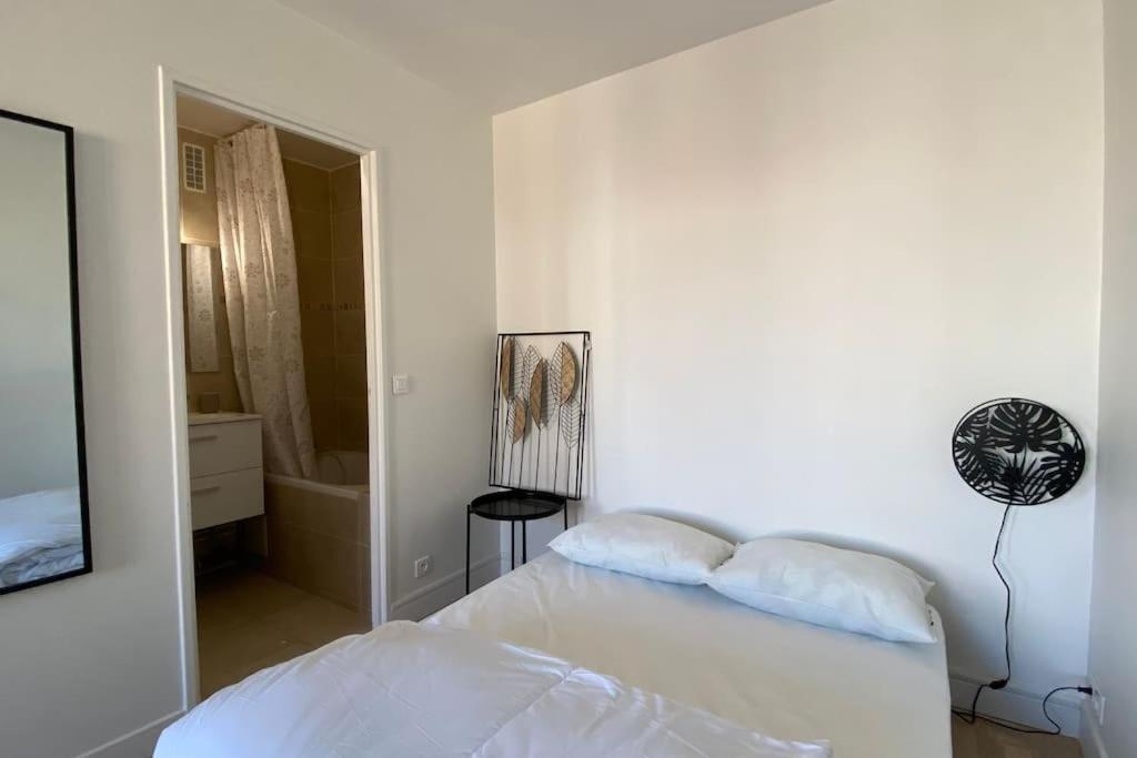 Beau Studio Cosy Et Calme - Face A La Gare De Rosny-Sous-Bois - 20Mn De Paris Et Disneyland Exterior photo